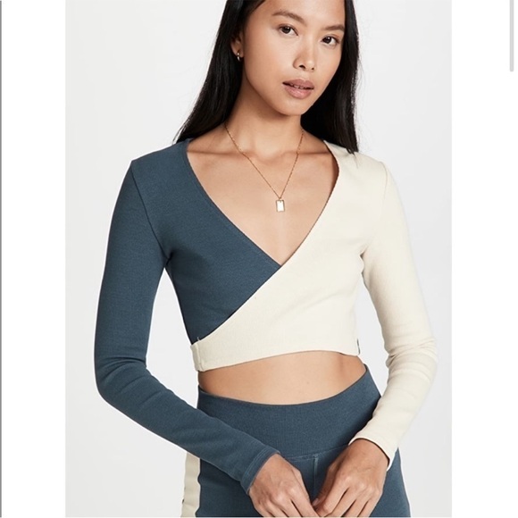 𝅺THE Upside Luna Kyra Wrap Top Size Large - Picture 1 of 12